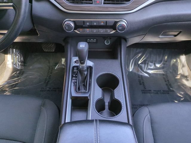 Used 2025 Nissan Altima 2.5 SV FWD image 18