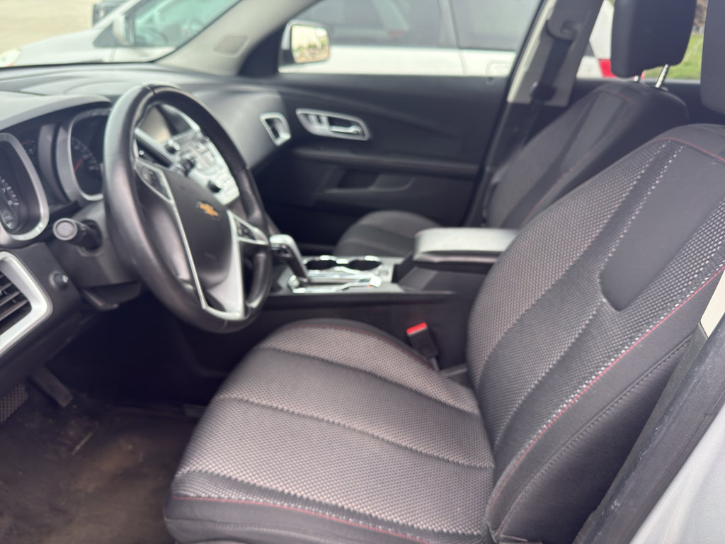 Used 2013 Chevrolet Equinox LT w/ Driver Convenience Package AWD/4WD image 8