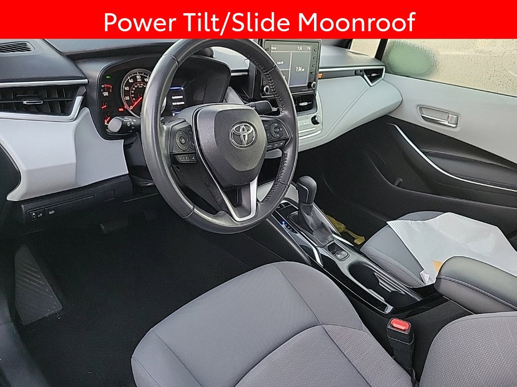 Used 2022 Toyota Corolla SE w/ SE Premium Package FWD image 8