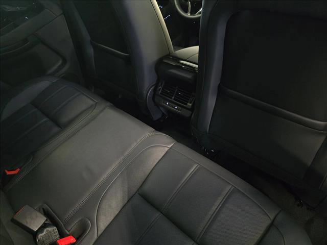 Certified 2025 Land Rover Range Rover Evoque Dynamic SE image 11