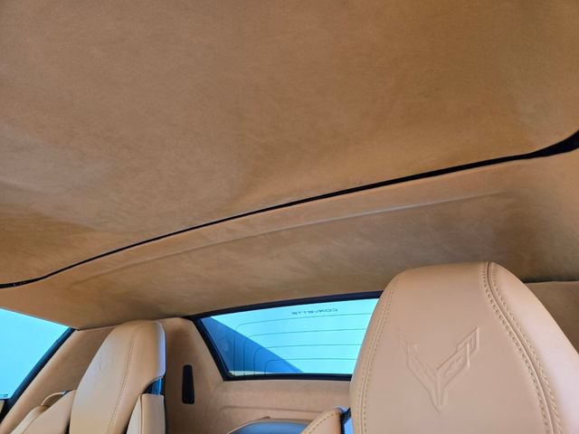 Used 2026 Chevrolet Corvette Stingray Premium Conv w/ Z51 Performance Package RWD image 10