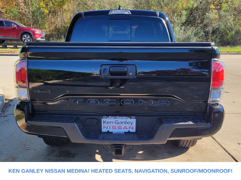 Used 2023 Toyota Tacoma Limited AWD/4WD image 4