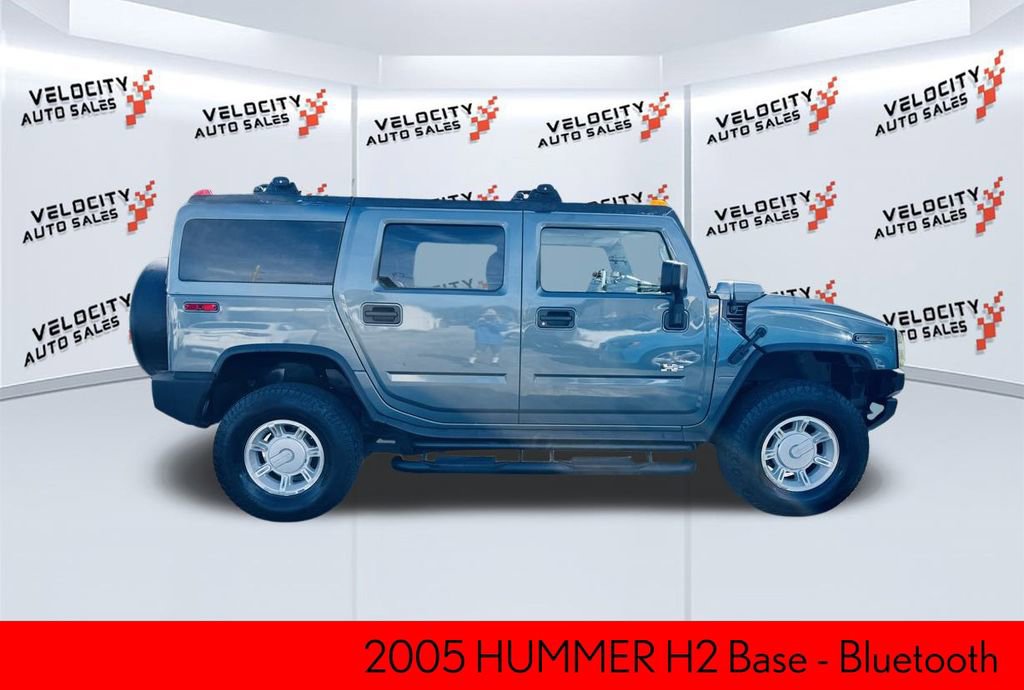 Used 2005 HUMMER H2 4D Sport Utility image 2