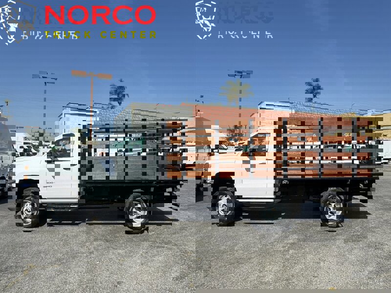 Used 2018 Chevrolet Silverado 3500 W/T w/ WT Convenience Package image 5