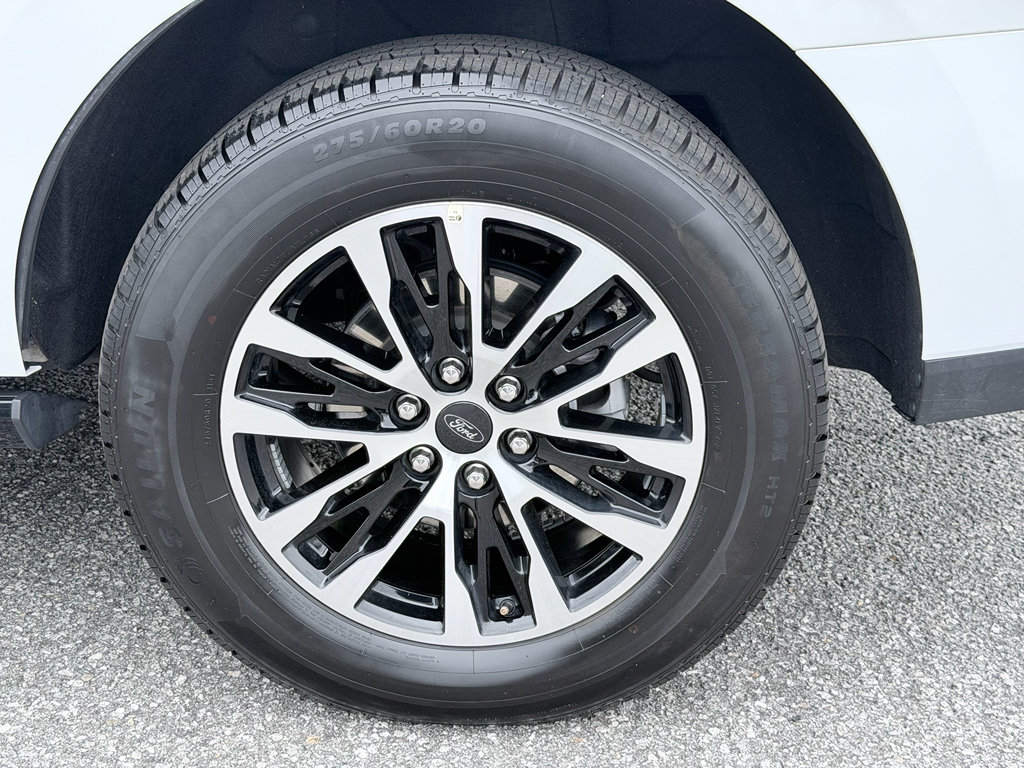 Used 2025 Ford Expedition Platinum AWD/4WD image 36
