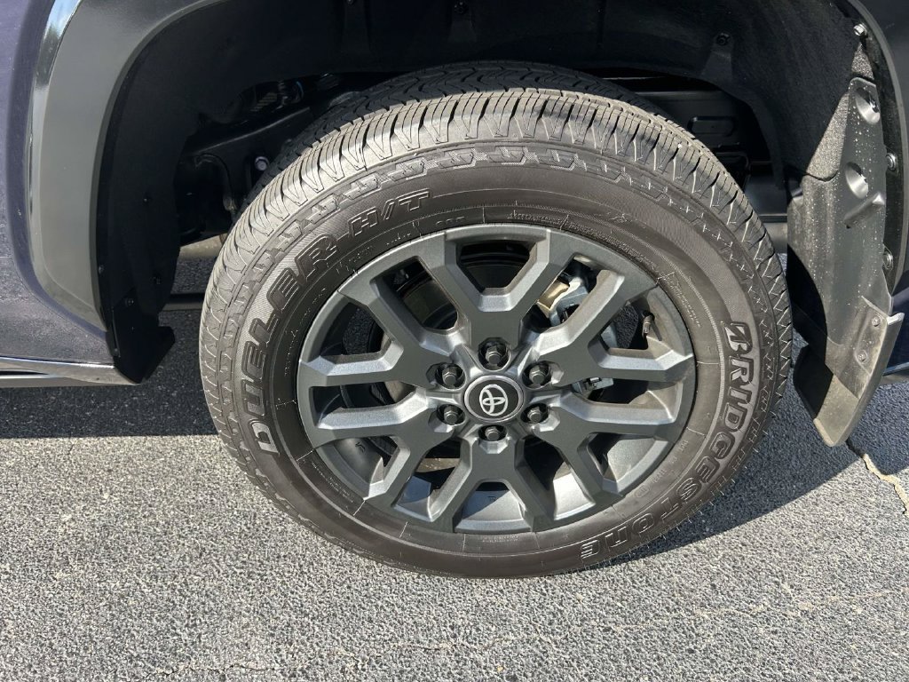 Certified 2026 Toyota Sequoia Platinum AWD/4WD image 11
