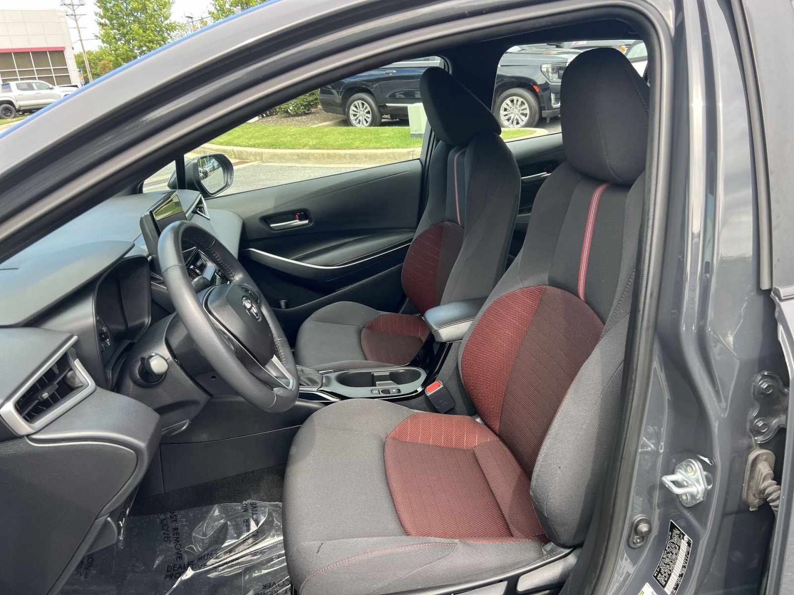 Used 2024 Toyota Corolla SE FWD image 13