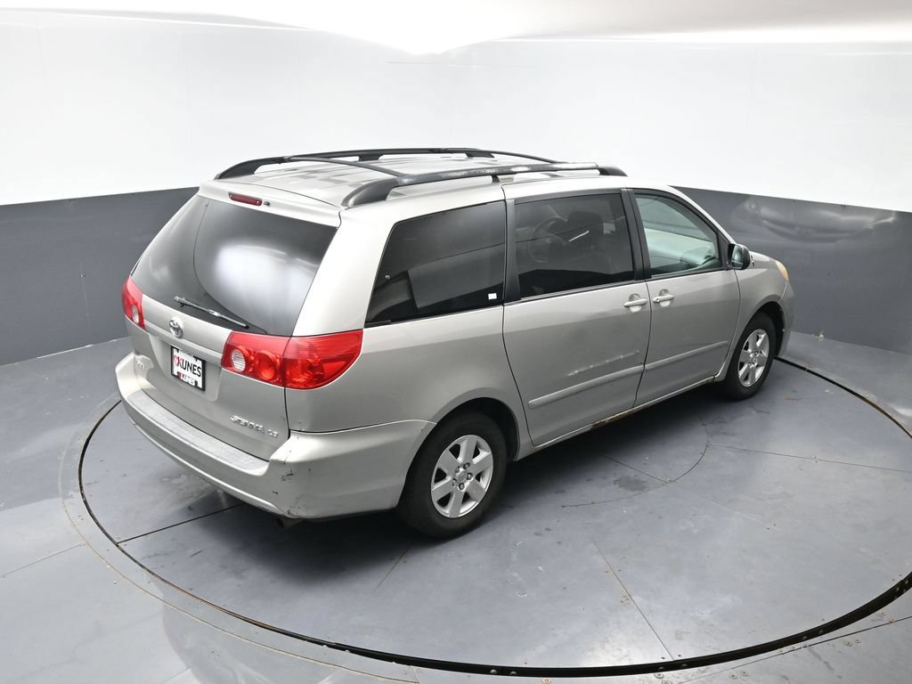 Used 2008 Toyota Sienna CE FWD image 9