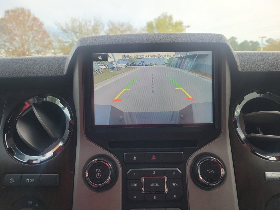 Used 2015 Ford F250 Lariat w/ Chrome Package image 23