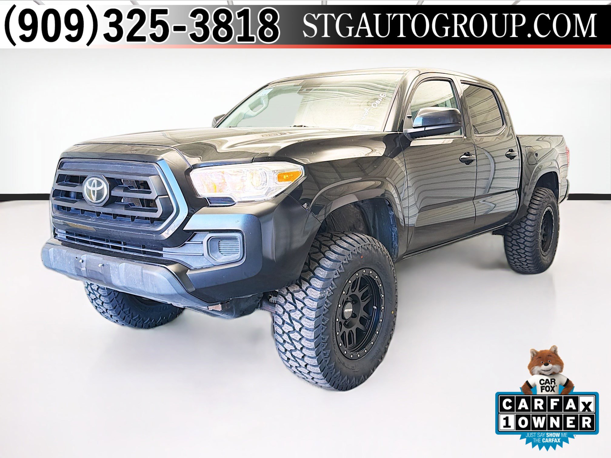Used 2021 Toyota Tacoma SR image 1