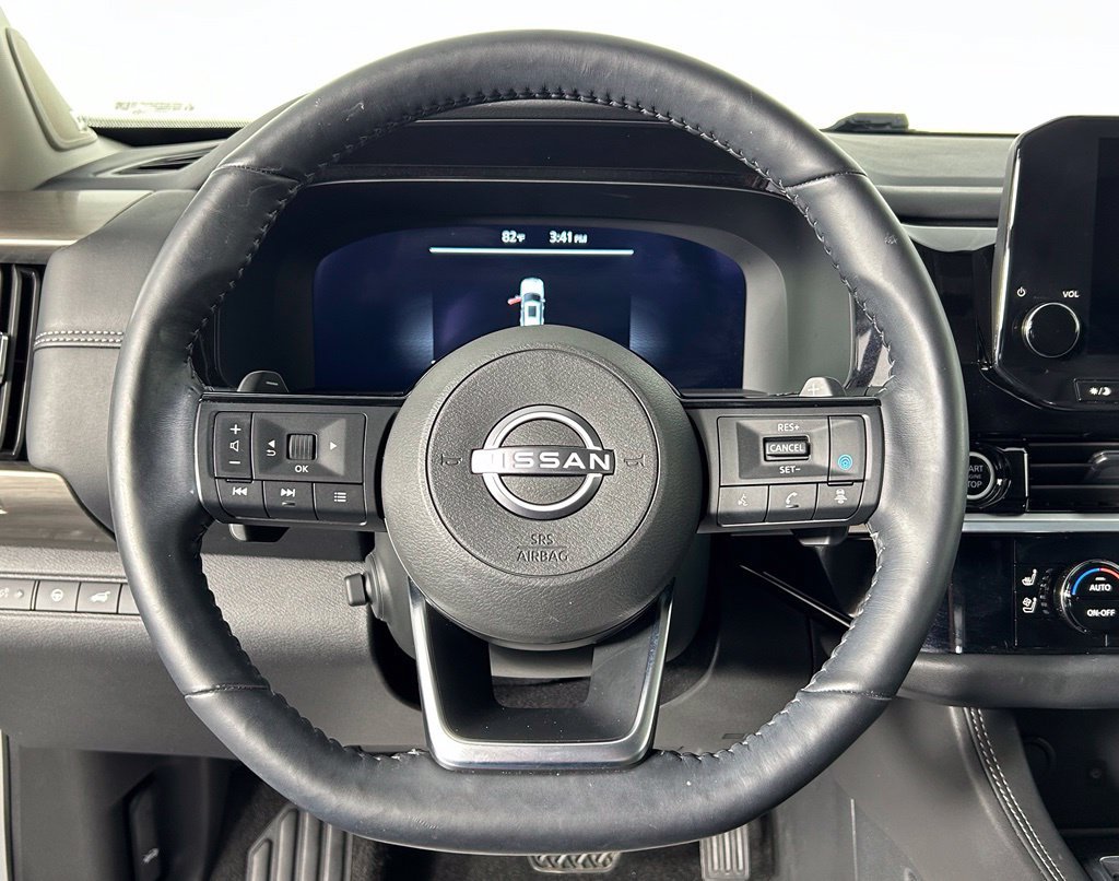 Used 2024 Nissan Pathfinder Platinum AWD/4WD image 28