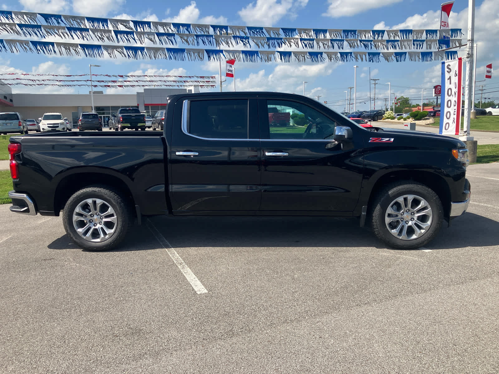 New 2026 Chevrolet Silverado 1500 LTZ AWD/4WD image 8