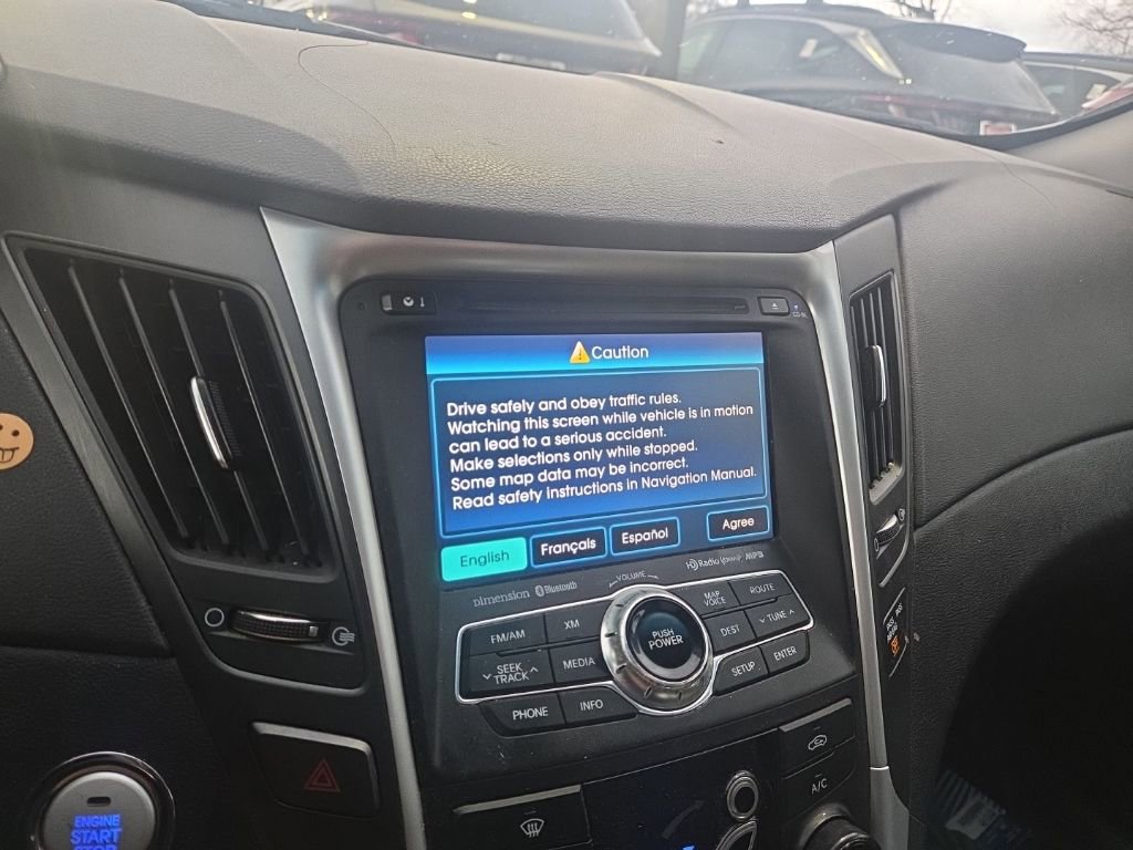 Used 2013 Hyundai Sonata SE w/ Navigation & Sunroof Pkg image 14