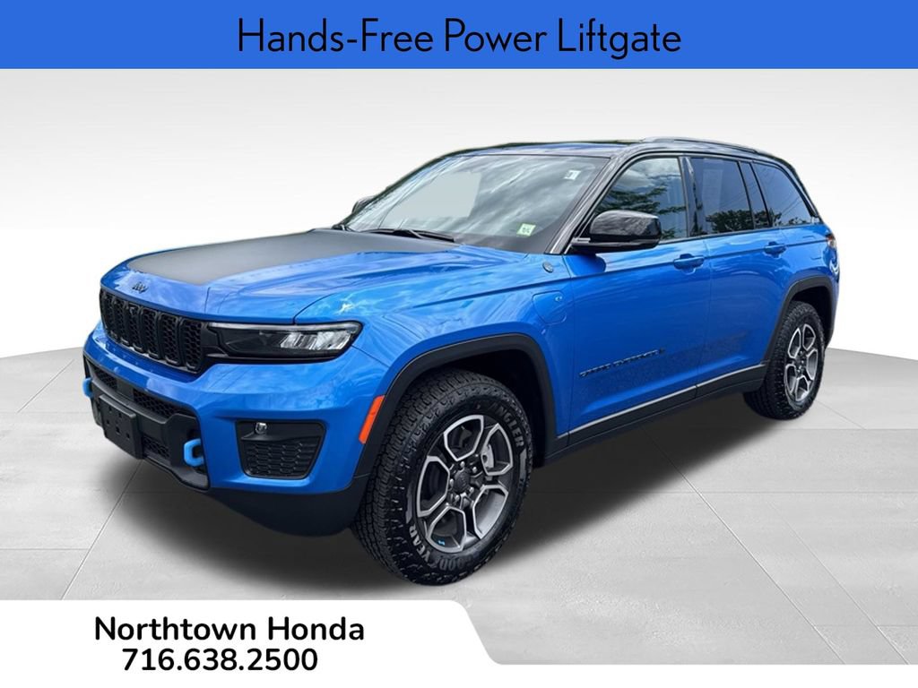 Used 2023 Jeep Grand Cherokee Trailhawk w/ Luxury Tech Group III AWD/4WD image 9