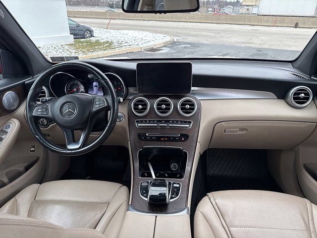 Used 2018 Mercedes-Benz GLC 300 4MATIC image 18