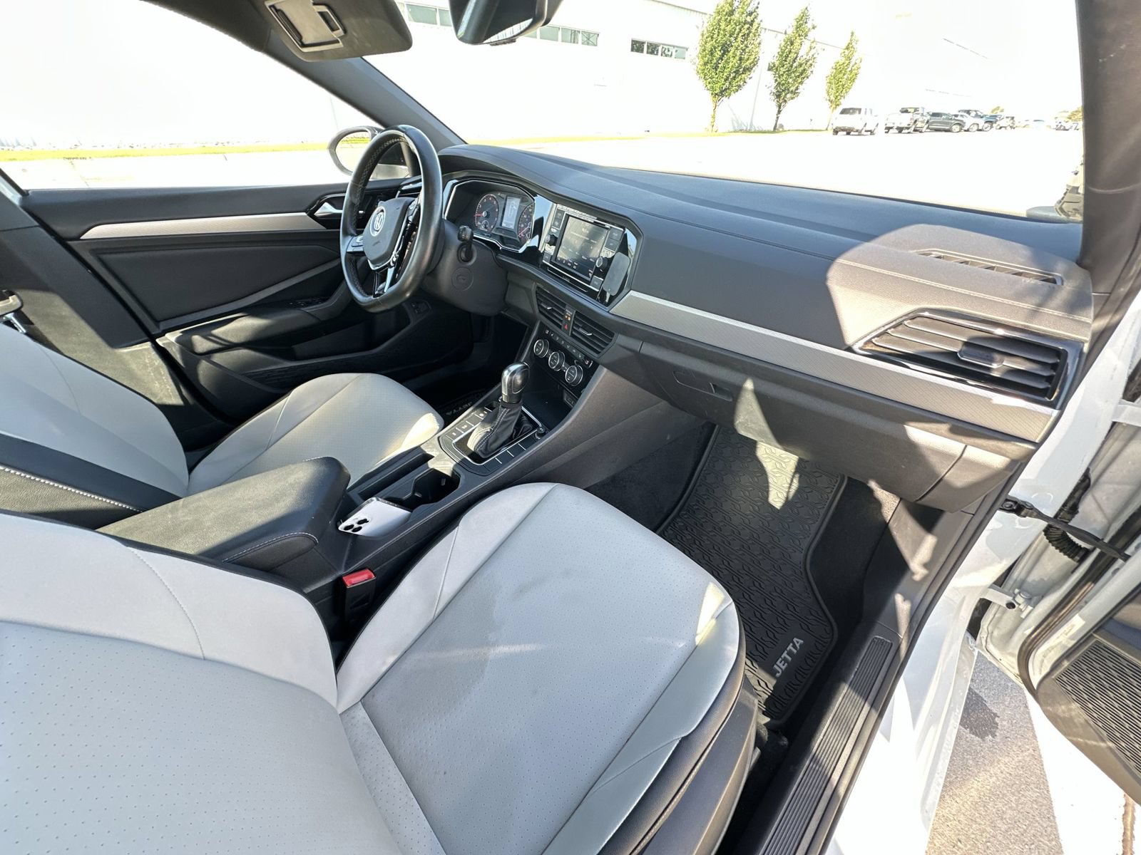 Used 2021 Volkswagen Jetta R-Line FWD image 29
