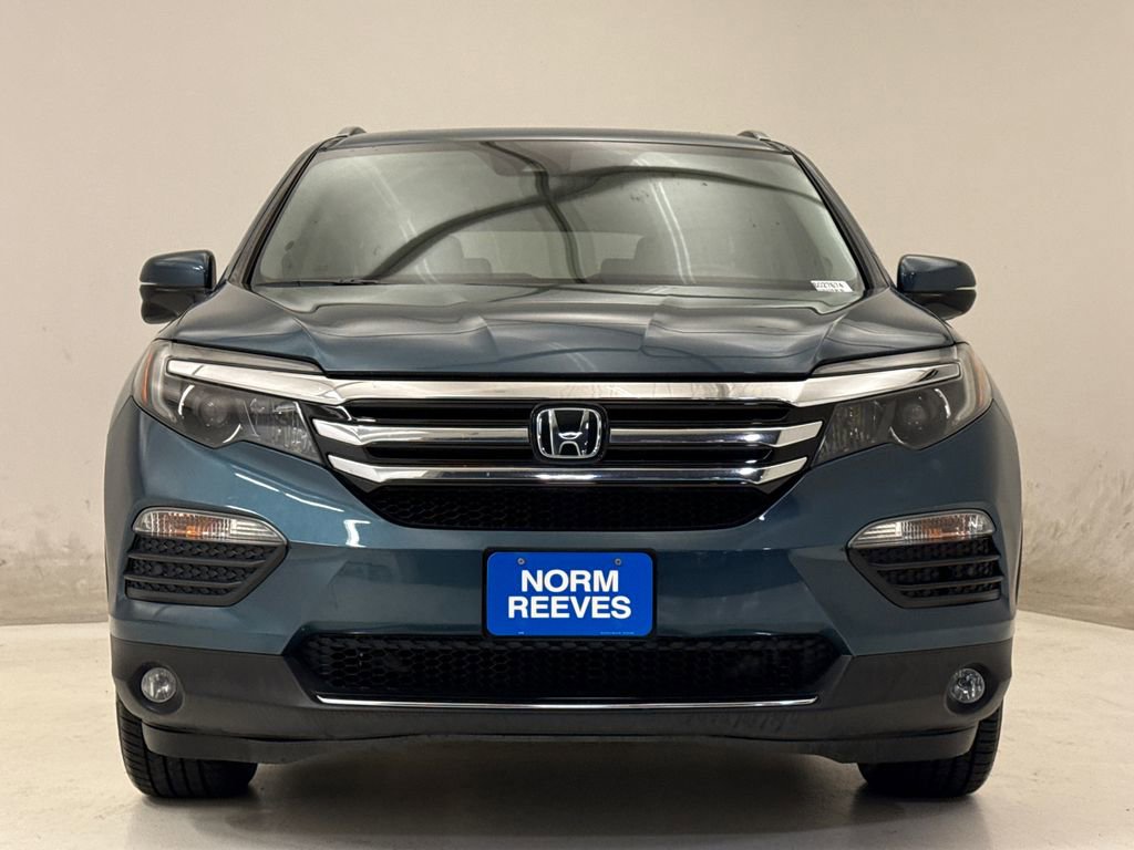 Used 2018 Honda Pilot Touring image 3