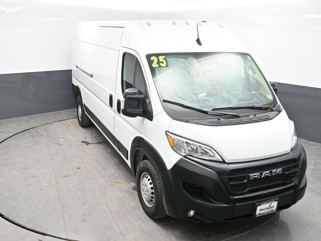 Used 2025 RAM ProMaster 2500 w/ Convenience Group image 21