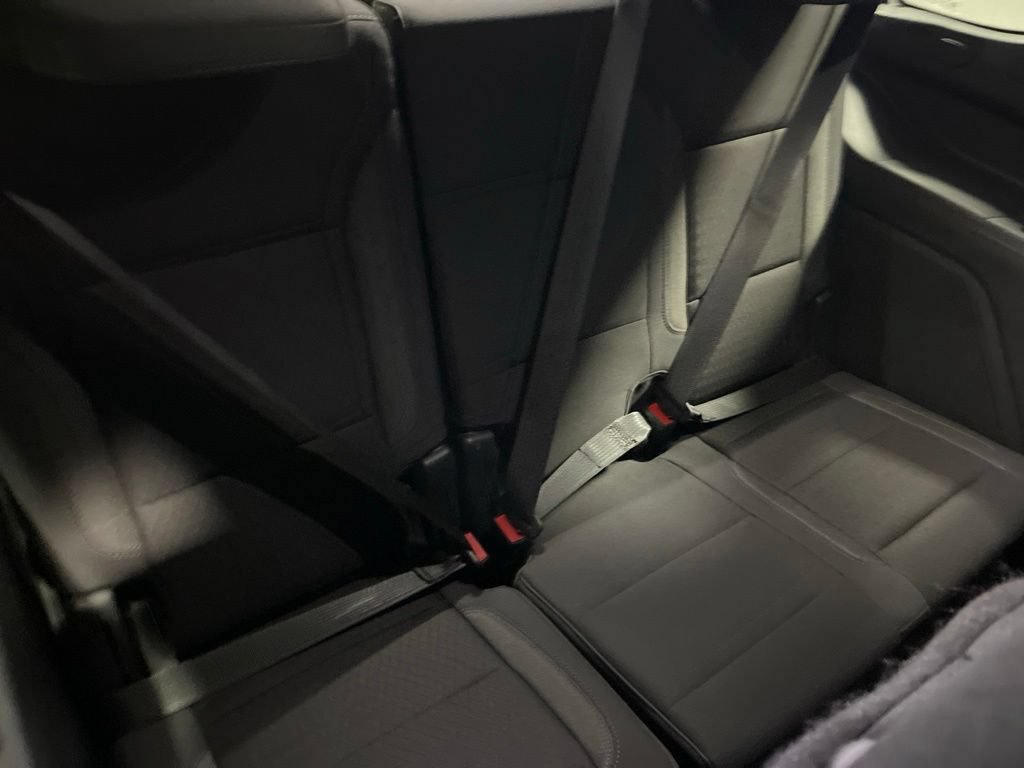 Used 2024 Chevrolet Tahoe LS RWD image 17