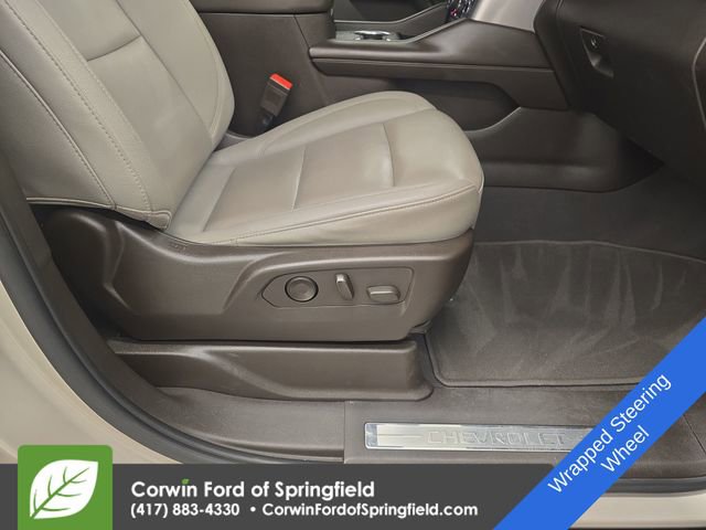 Used 2023 Chevrolet Suburban LT image 10