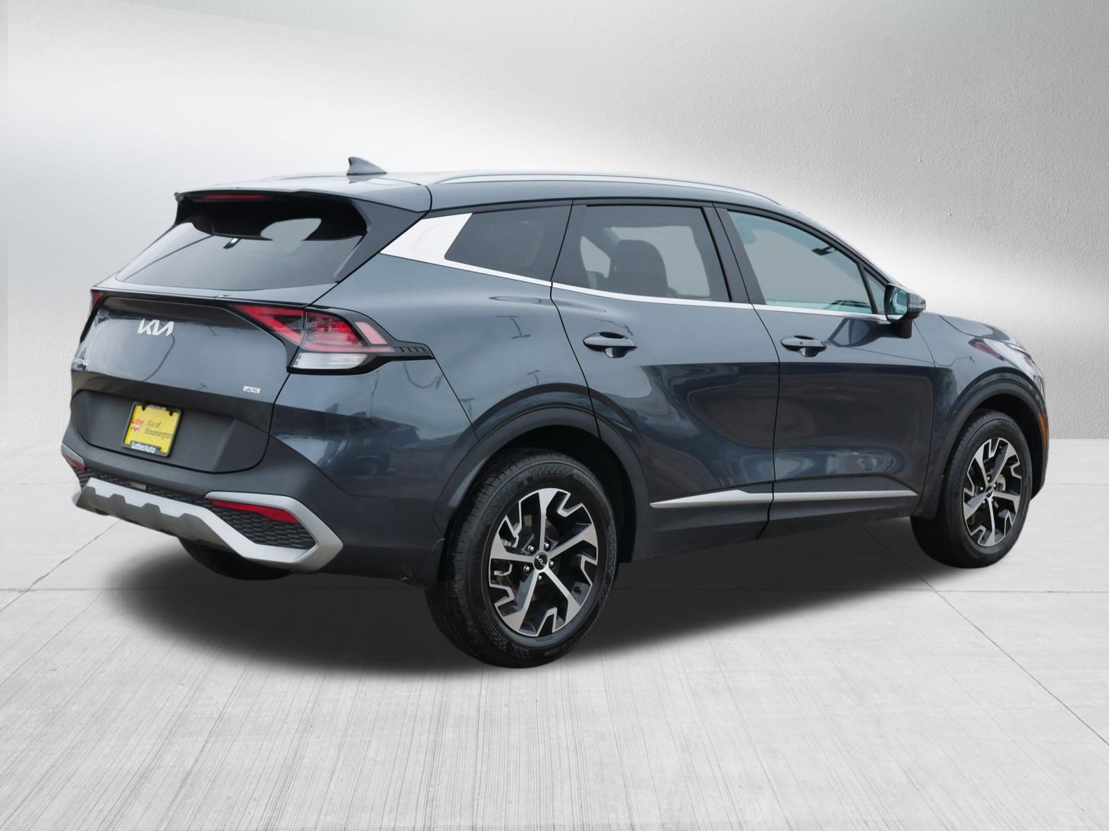 Used 2023 Kia Sportage EX image 7