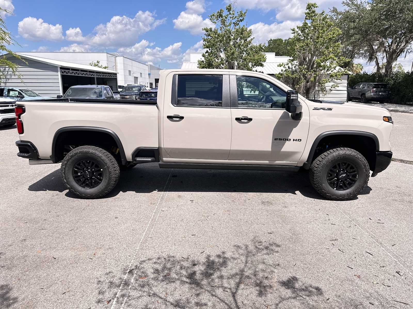 New 2026 Chevrolet Silverado 2500 ZR2 w/ LPO, Dark Essentials Package AWD/4WD image 7