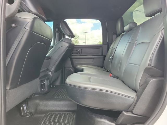 Used 2021 RAM 2500 Tradesman w/ Chrome Appearance Group AWD/4WD image 9