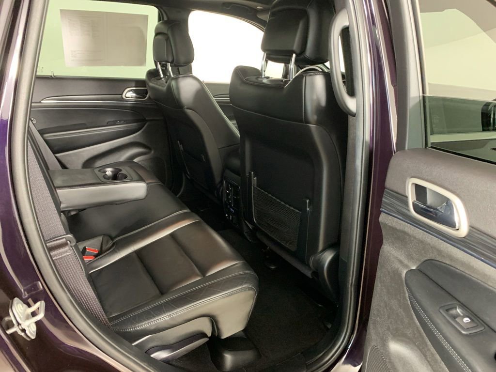 Used 2020 Jeep Grand Cherokee Limited AWD/4WD image 37