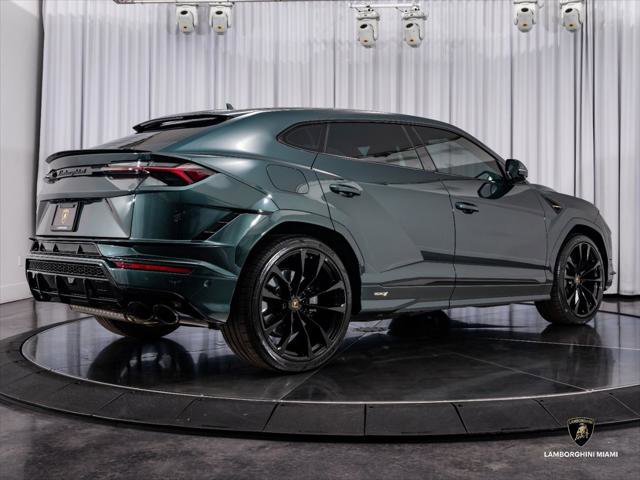 Used 2024 Lamborghini Urus S AWD/4WD image 4