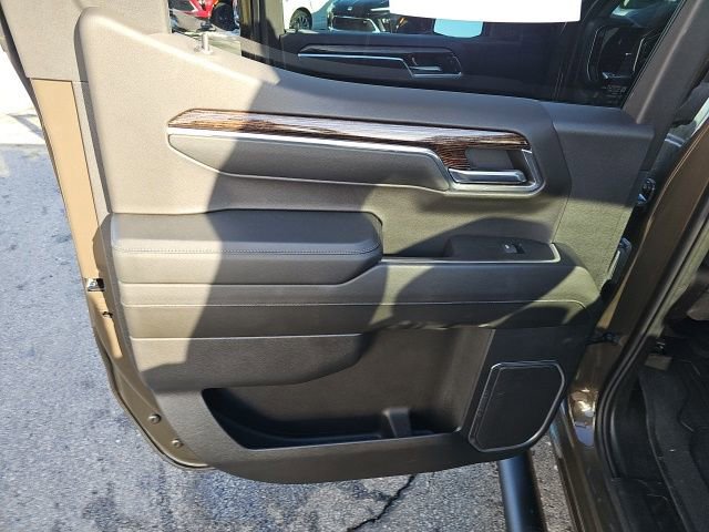 Used 2024 GMC Sierra 1500 Elevation image 38