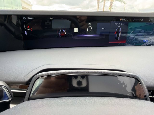 New 2026 Lincoln Nautilus Reserve AWD/4WD image 27