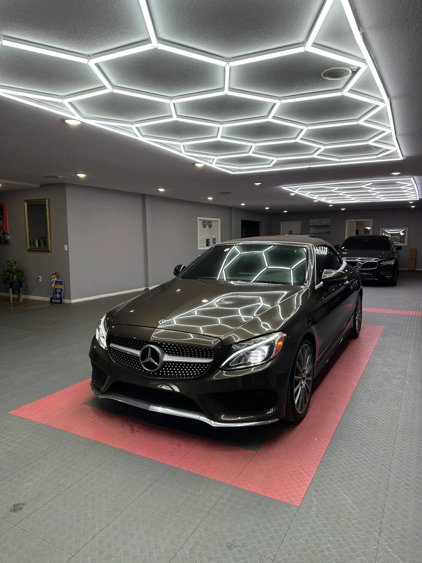 Used 2018 Mercedes-Benz C 300 Cabriolet image 9