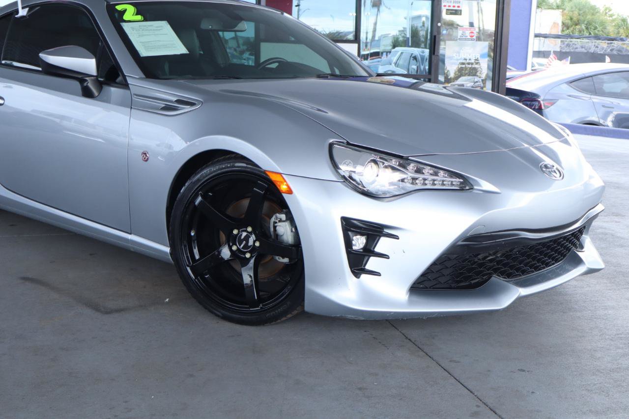 Used 2020 Toyota 86 RWD image 2