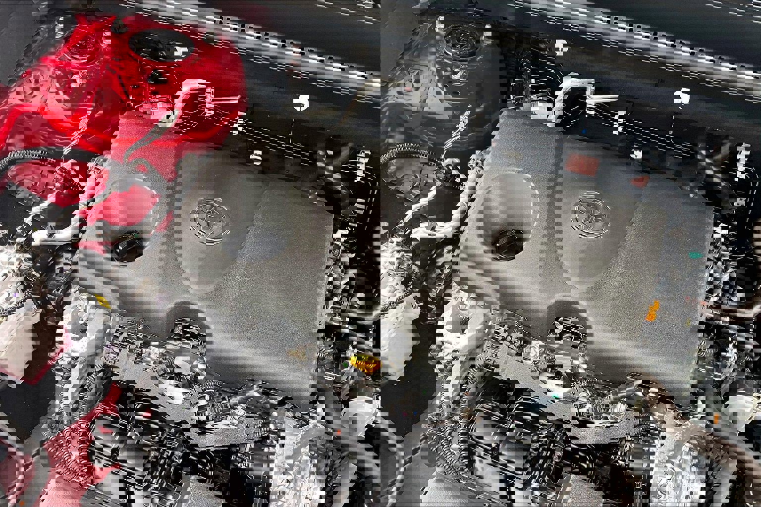 Used 2025 Toyota RAV4 LE image 35