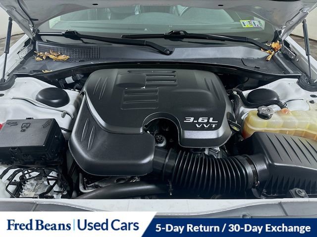 Used 2022 Chrysler 300 Touring L w/ Popular Equipment Group image 31