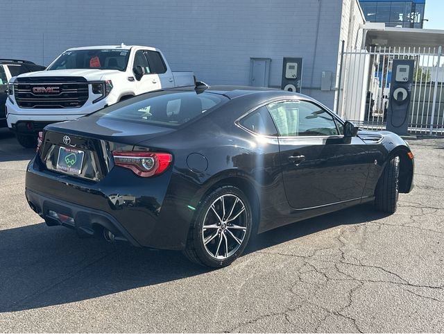 Used 2019 Toyota 86 RWD image 11
