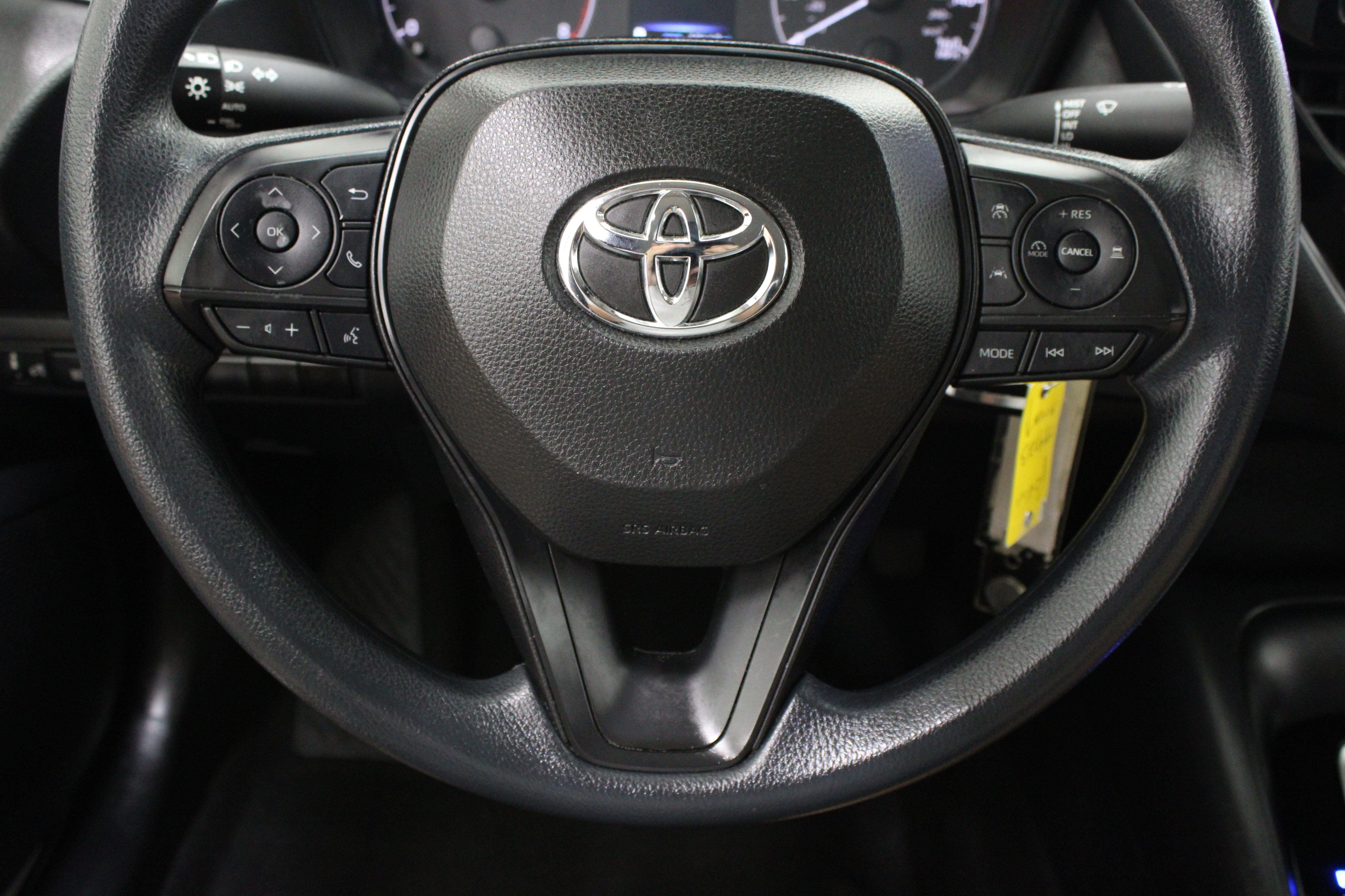 Used 2023 Toyota Corolla LE FWD image 21