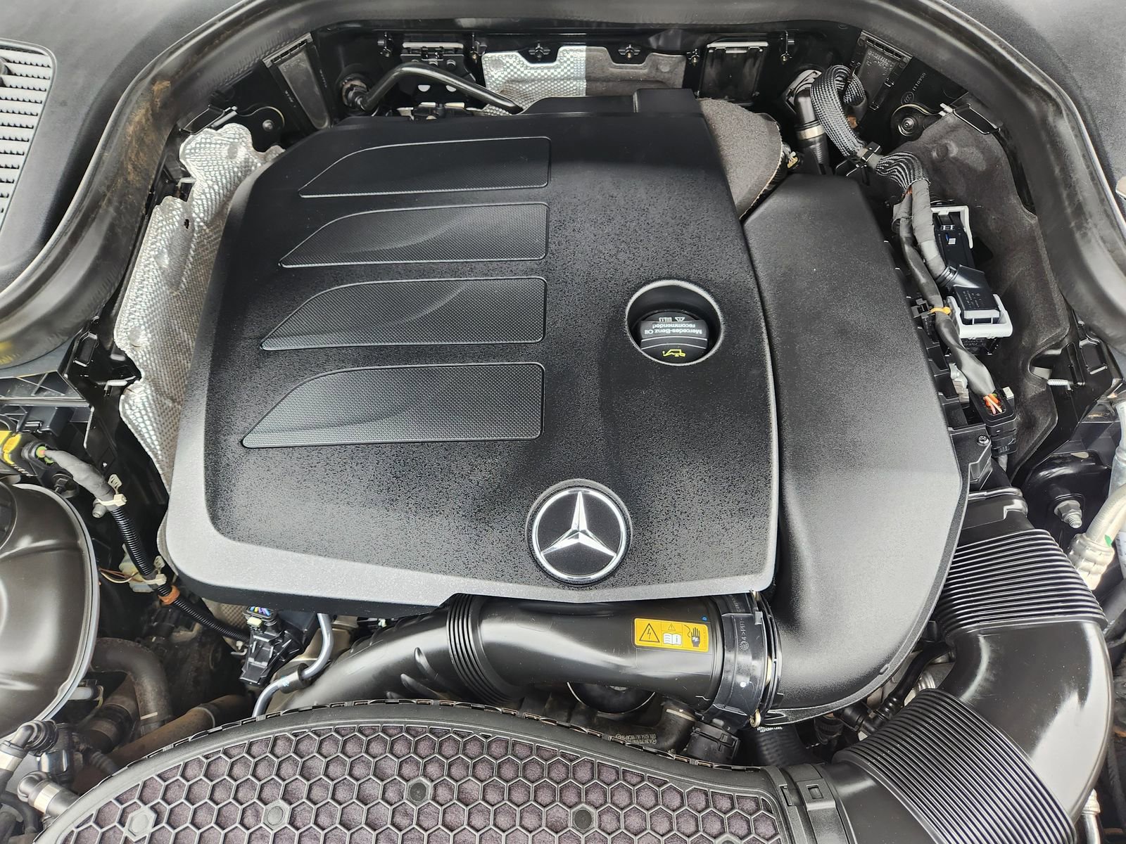 Used 2020 Mercedes-Benz GLC 300 4MATIC Coupe image 34