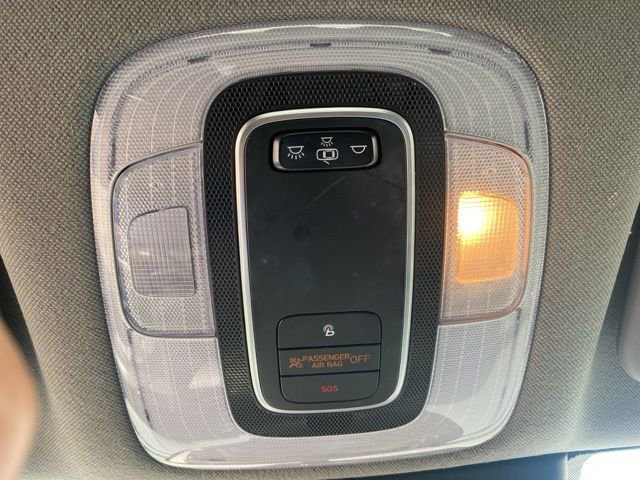 Used 2022 Hyundai Elantra SEL w/ Convenience Package FWD image 22