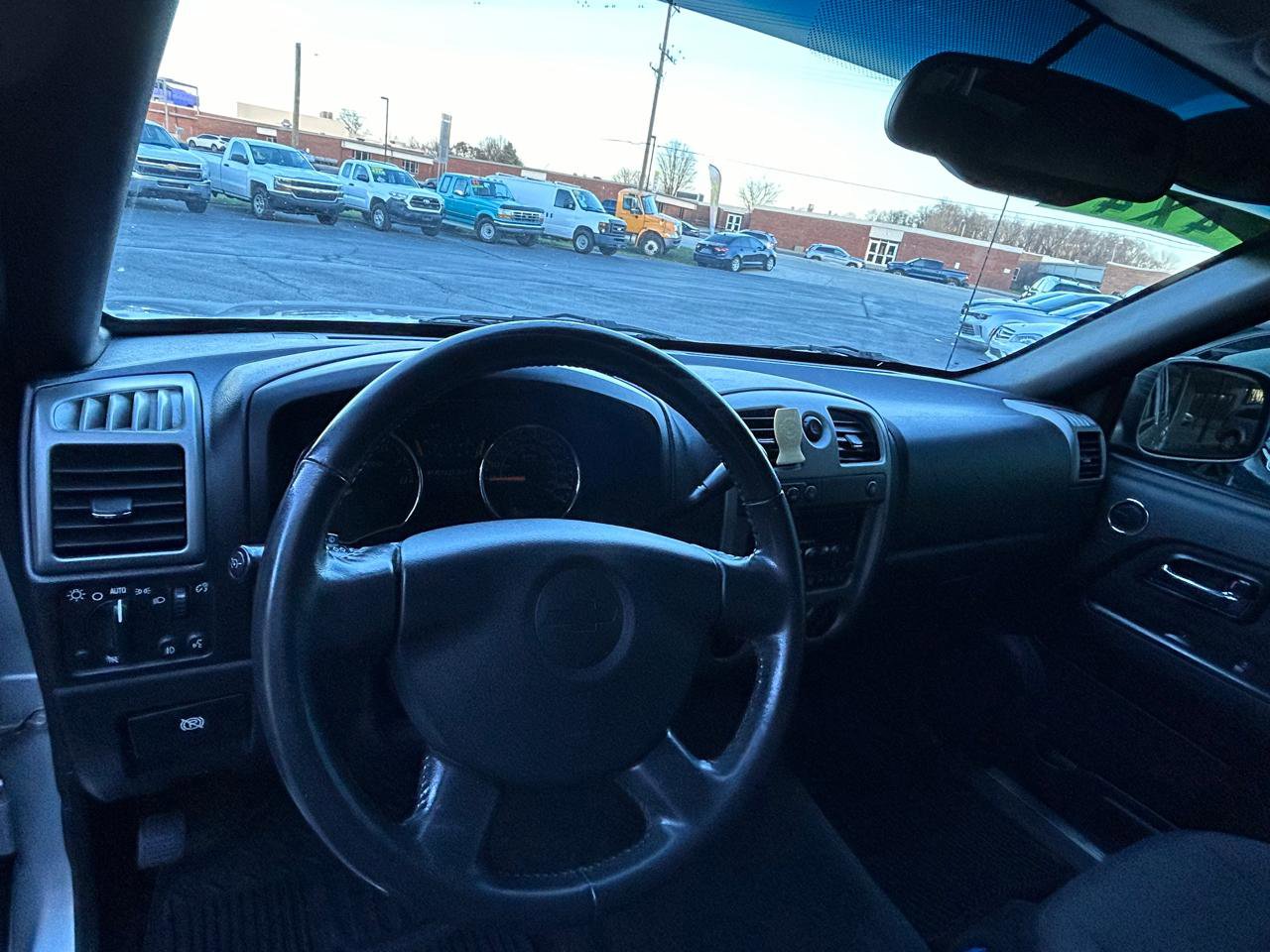 Used 2012 Chevrolet Colorado LT AWD/4WD image 16