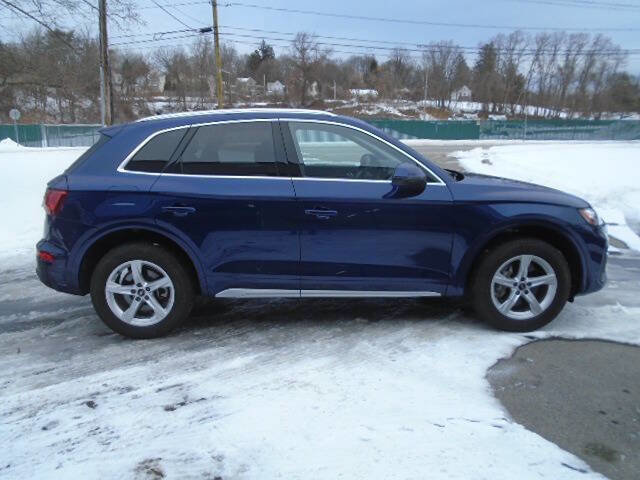 Used 2023 Audi Q5 2.0T Premium w/ Convenience Package AWD/4WD image 9