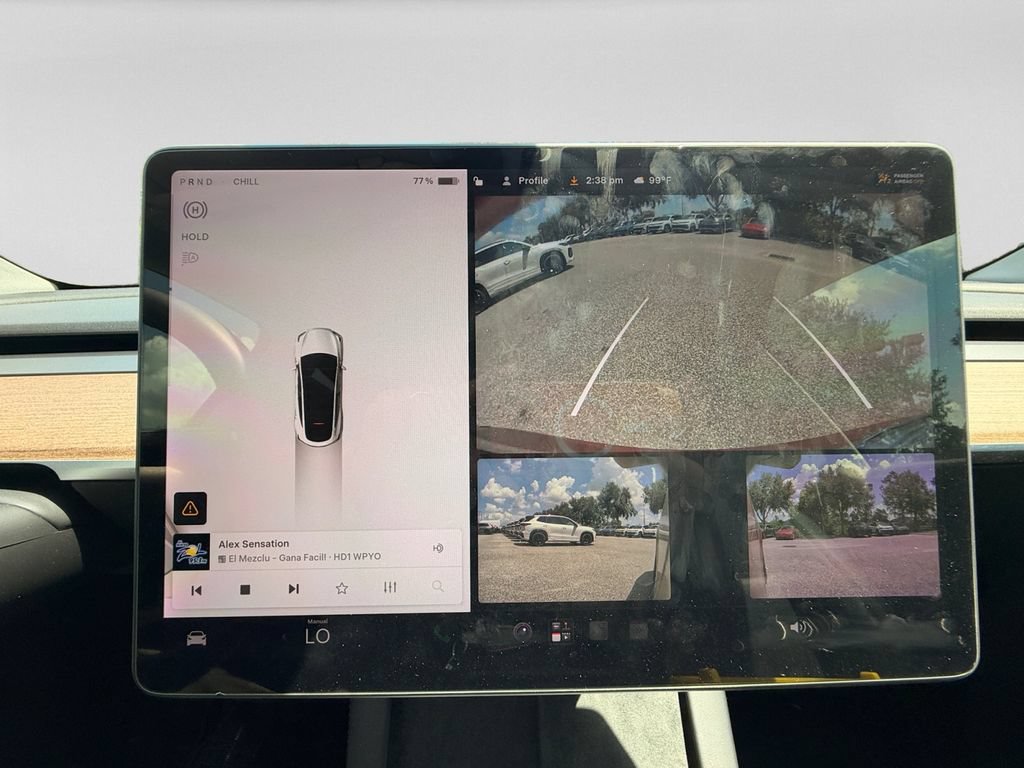 Used 2022 Tesla Model Y Performance AWD/4WD image 16