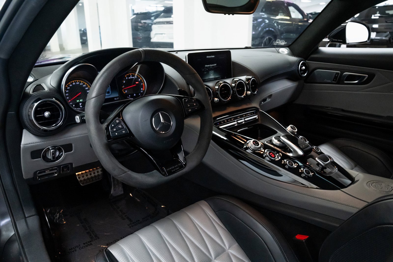 Used 2018 Mercedes-Benz AMG GT C image 16