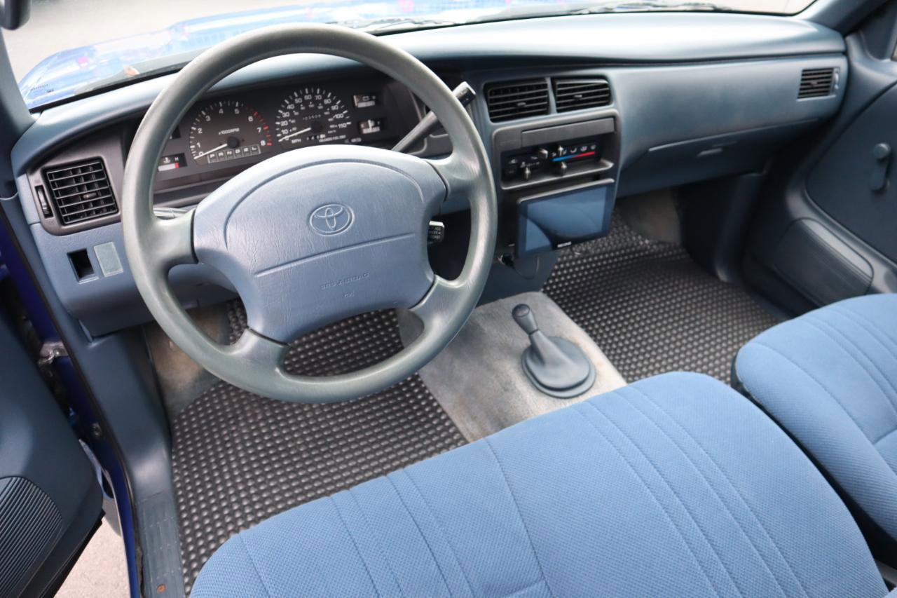 Used 1996 Toyota T100 DX image 10