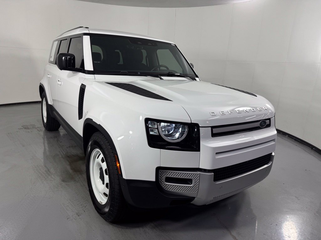 Used 2023 Land Rover Defender 110 AWD/4WD image 3