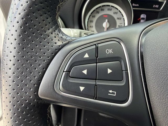 Used 2017 Mercedes-Benz GLA 250 4MATIC image 24