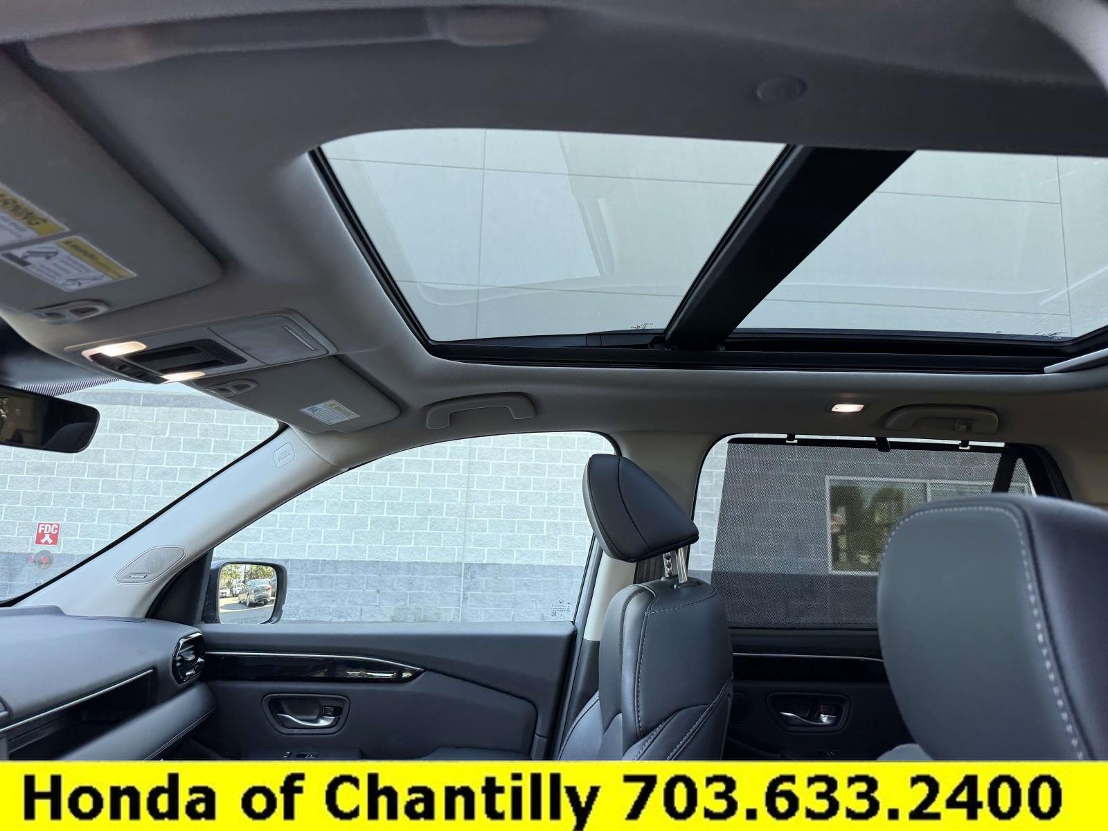 Certified 2025 Honda Pilot Touring image 19