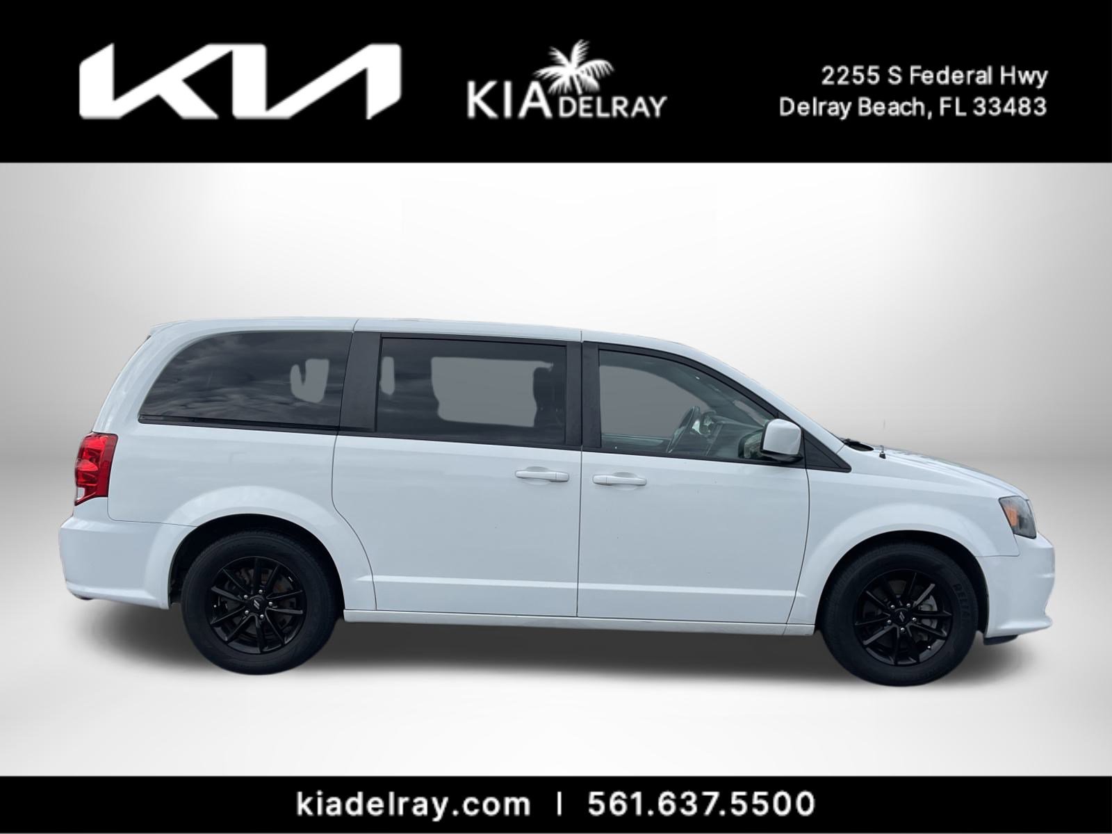 Used 2019 Dodge Grand Caravan GT image 2