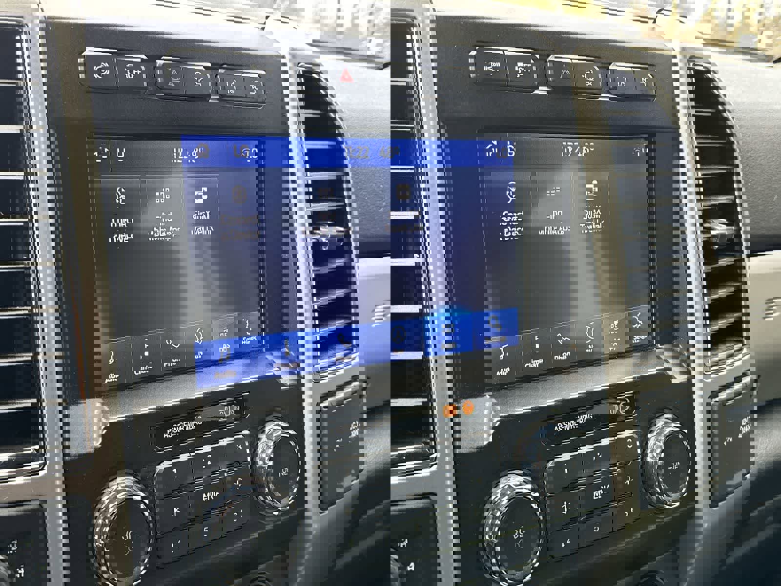 Used 2020 Ford F350 Lariat w/ Tremor Off-Road Package image 16