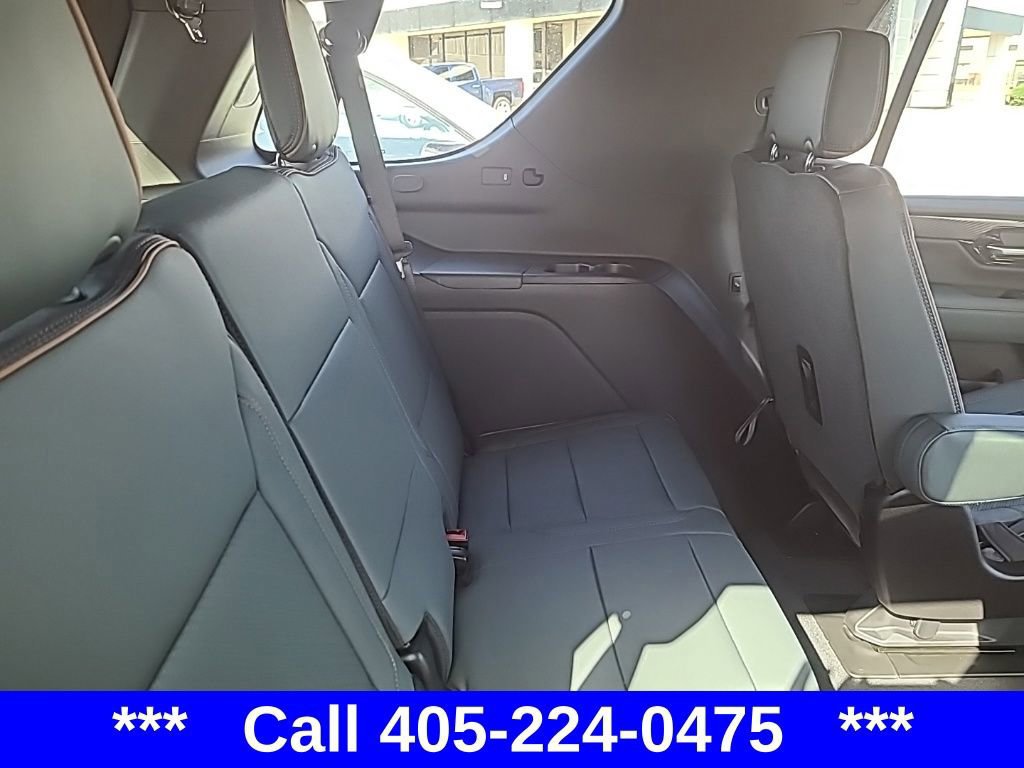 New 2026 GMC Yukon AT4 w/ AT4 Premium Plus Package image 21